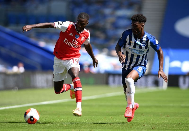 Nicolas Pepe averages 24.9 passes a game.